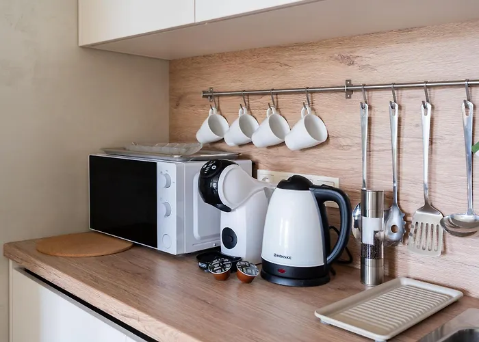 Location 1-bedroom Apartment *