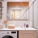 Location 1-bedroom